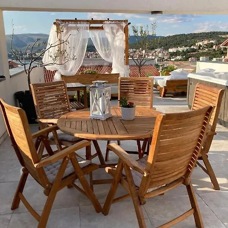 شقة Rooftop تروغير