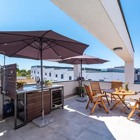 Rooftop شقة *