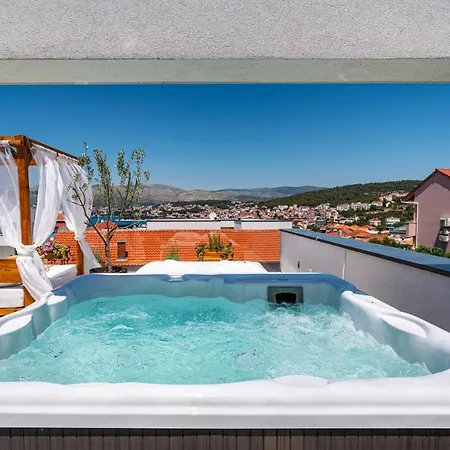 Rooftop Апартаменты *