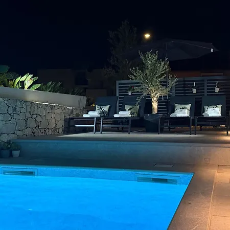 Rooftop Apartment